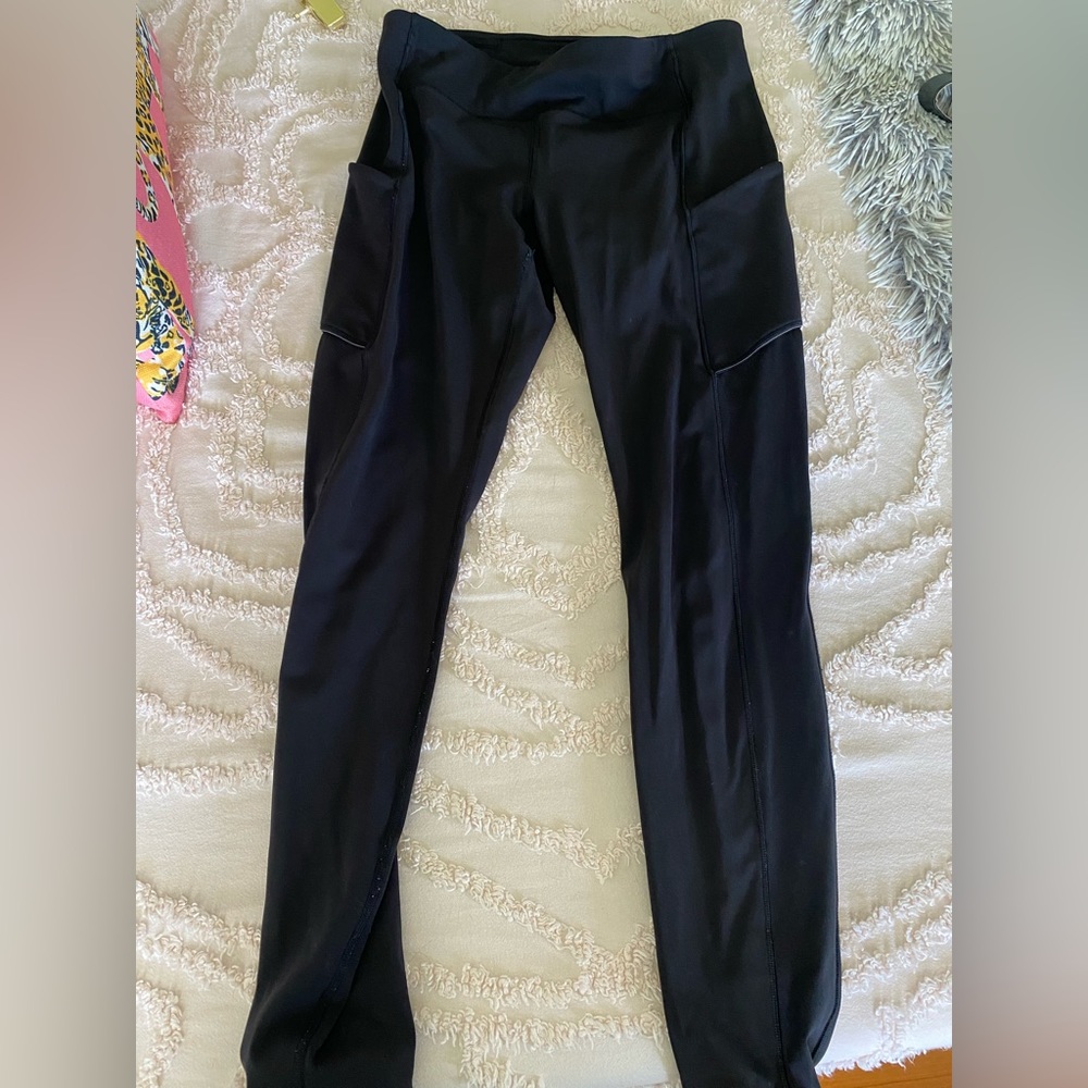 Lululemon 8 Compression Reflective
Leggings 28" In